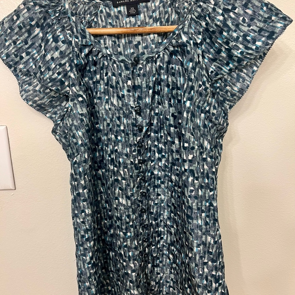 Banana Republic Blue Patterned Blouse